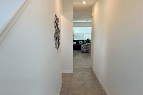 Touwnhouse à louer à Davenport, Floride: 3 chambres, 153.57 m2 № 2410418 - photo 2