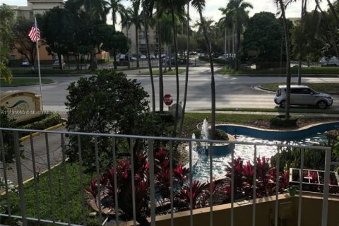 Снять в аренду квартиру в Майами, Флорида 1 спальня, 104.52м2, № 1947712 - фото 11