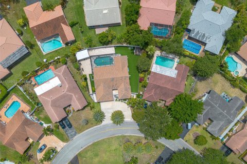 House in Coral Springs, Florida 4 bedrooms, 177.35 sq.m. № 1861444 - photo 9