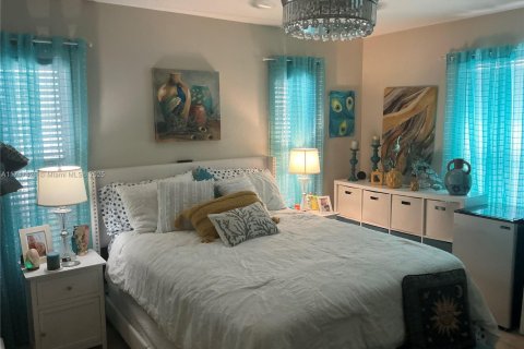 Villa ou maison à vendre à Fort Myers, Floride: 4 chambres № 1985447 - photo 7