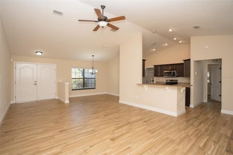Villa ou maison à vendre à Spring Hill, Floride: 3 chambres, 157.38 m2 № 1761134 - photo 3