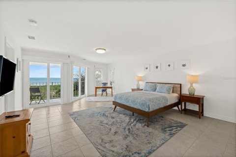 House in Cape Canaveral, Florida 3 bedrooms, 243.31 sq.m. № 2396336 - photo 28