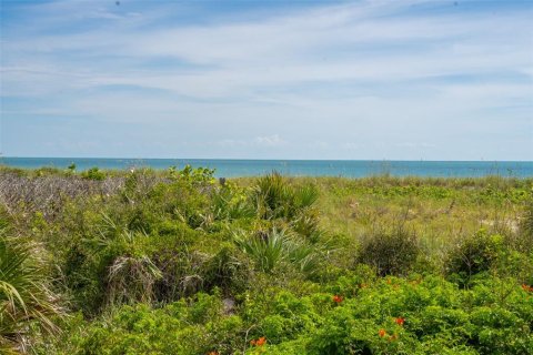 House in Cape Canaveral, Florida 3 bedrooms, 243.31 sq.m. № 2396336 - photo 20