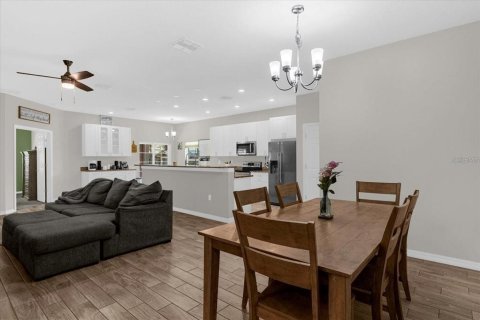 Casa en venta en Eustis, Florida, 4 dormitorios, 177.07 m2 № 1822383 - foto 10
