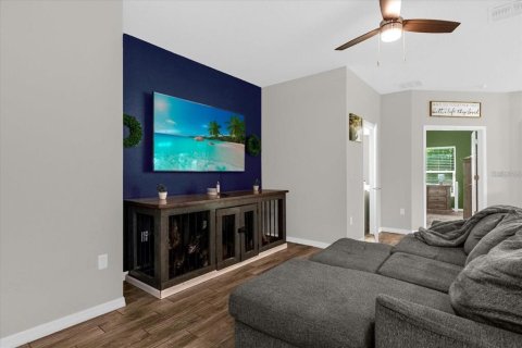 Casa en venta en Eustis, Florida, 4 dormitorios, 177.07 m2 № 1822383 - foto 13