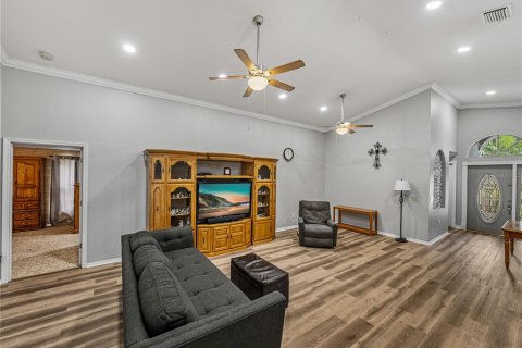 Villa ou maison à vendre à Zephyrhills, Floride: 4 chambres, 194.91 m2 № 2221640 - photo 8