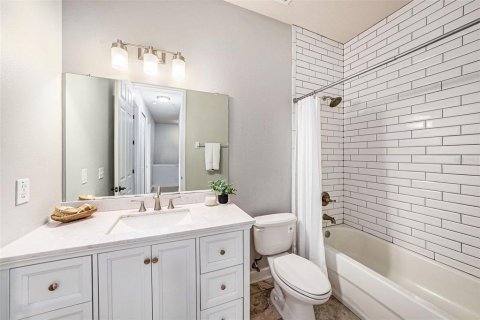 Adosado en venta en Tampa, Florida, 4 dormitorios, 192.12 m2 № 1898886 - foto 26