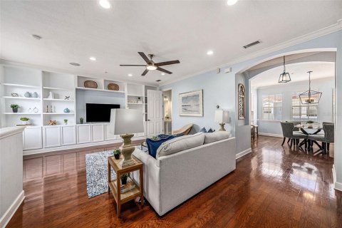 Adosado en venta en Tampa, Florida, 4 dormitorios, 192.12 m2 № 1898886 - foto 13
