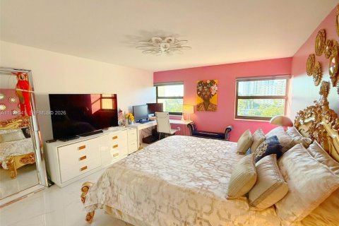 Copropriété à vendre à Hollywood, Floride: 3 chambres, 184.88 m2 № 1997581 - photo 17