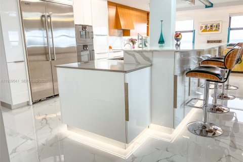 Copropriété à vendre à Hollywood, Floride: 3 chambres, 184.88 m2 № 1997581 - photo 6