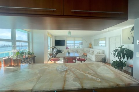 Купить кондоминиум в Майами-Бич, Флорида 2 спальни, 106.56м2, № 1984946 - фото 16