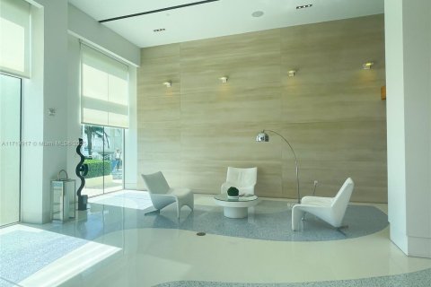 Купить кондоминиум в Майами-Бич, Флорида 2 спальни, 106.56м2, № 1984946 - фото 7