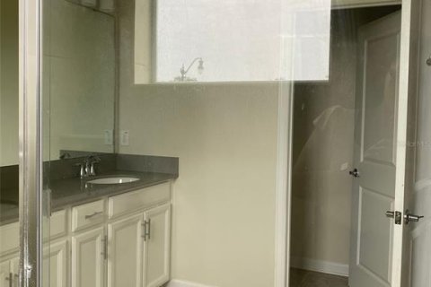 Townhouse in Kissimmee, Florida 3 bedrooms, 171.68 sq.m. № 1550392 - photo 23