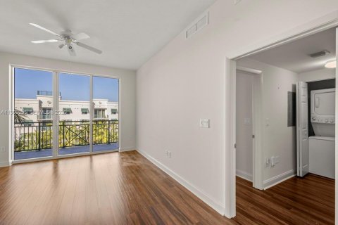 Condominio en alquiler en Plantation, Florida, 2 dormitorios, 105.72 m2 № 2030753 - foto 7