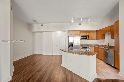 Condominio en Plantation, Florida, 2 dormitorios № 2030753