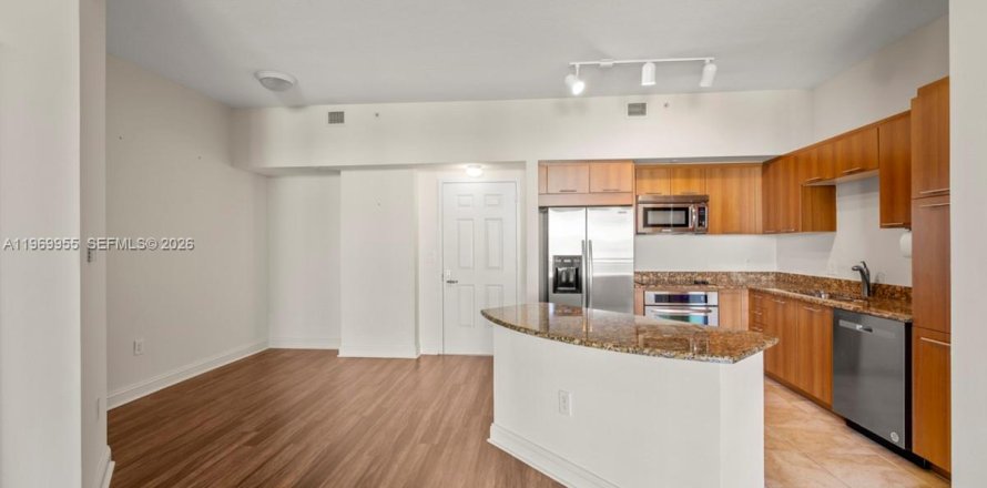 Condominio en Plantation, Florida, 2 dormitorios  № 2030753