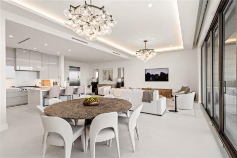 Condo in Longboat Key, Florida, 1 bedroom  № 1914370 - photo 24