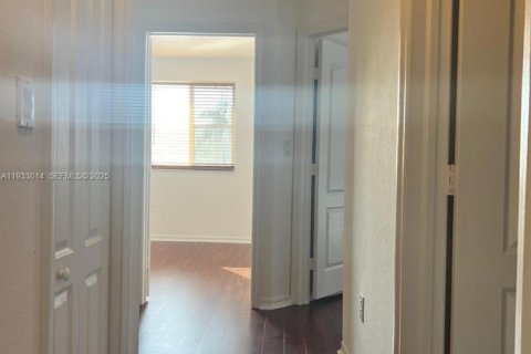 Condominio en venta en Miami, Florida, 3 dormitorios, 126.72 m2 № 1991807 - foto 6