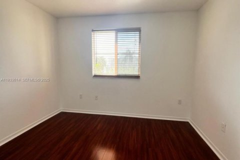 Condominio en venta en Miami, Florida, 3 dormitorios, 126.72 m2 № 1991807 - foto 5