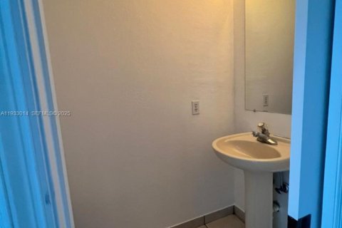 Condominio en venta en Miami, Florida, 3 dormitorios, 126.72 m2 № 1991807 - foto 7