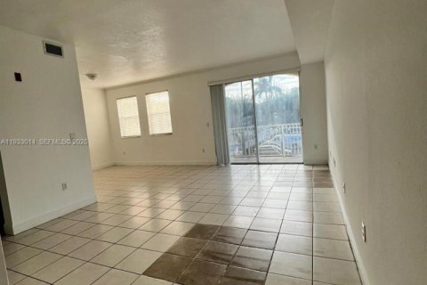 Condominio en venta en Miami, Florida, 3 dormitorios, 126.72 m2 № 1991807 - foto 4