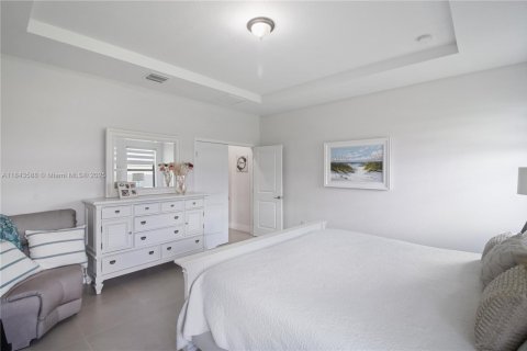House in Homestead, Florida 4 bedrooms, 249.81 sq.m. № 1858889 - photo 26