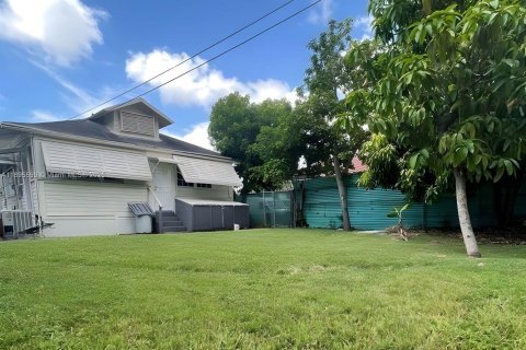 Commercial property in Miami, Florida 157.75 sq.m. № 1947276 - photo 5