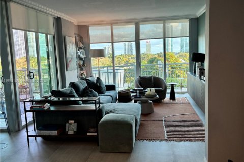 Condominio en alquiler en Miami, Florida, 2 dormitorios, 102.1 m2 № 2005846 - foto 10