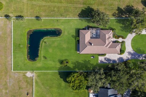 House in Palmetto, Florida 3 bedrooms, 332.22 sq.m. № 1635939 - photo 4