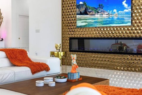 House in Fort Lauderdale, Florida 4 bedrooms, 302.68 sq.m. № 1941704 - photo 15