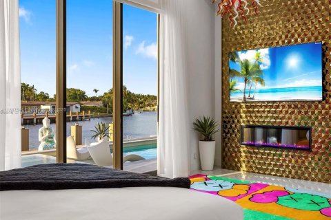 House in Fort Lauderdale, Florida 4 bedrooms, 302.68 sq.m. № 1941704 - photo 22