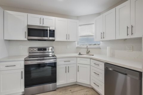 Copropriété à vendre à Lake Worth, Floride: 2 chambres, 103.49 m2 № 2089630 - photo 4