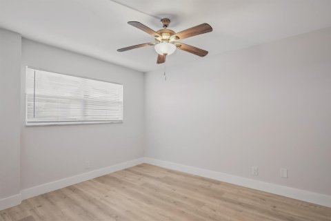 Copropriété à vendre à Lake Worth, Floride: 2 chambres, 103.49 m2 № 2089630 - photo 17