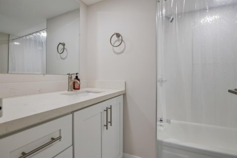 Copropriété à vendre à Lake Worth, Floride: 2 chambres, 103.49 m2 № 2089630 - photo 19