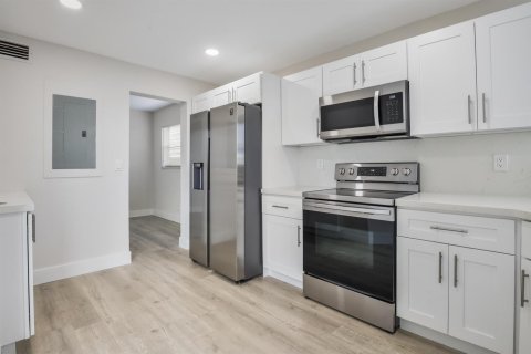 Copropriété à vendre à Lake Worth, Floride: 2 chambres, 103.49 m2 № 2089630 - photo 5