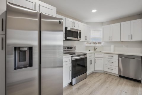 Copropriété à vendre à Lake Worth, Floride: 2 chambres, 103.49 m2 № 2089630 - photo 2