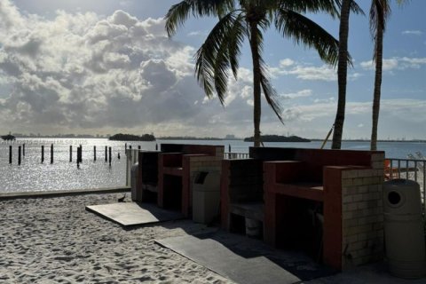 Купить кондоминиум в Майами, Флорида 1 спальня, 72м2, № 1957854 - фото 5