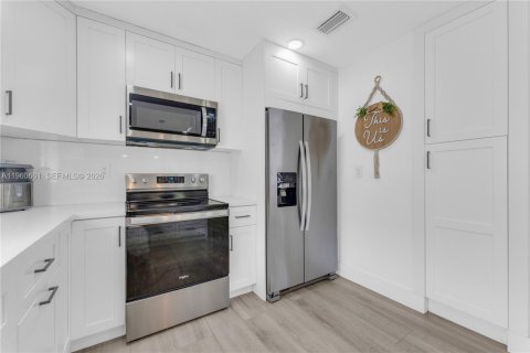 Villa ou maison à vendre à Homestead, Floride: 4 chambres, 136.57 m2 № 2024893 - photo 8