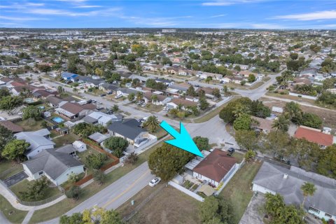 Villa ou maison à vendre à Homestead, Floride: 4 chambres, 136.57 m2 № 2024893 - photo 30