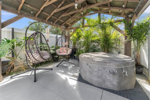 Villa ou maison à vendre à Homestead, Floride: 4 chambres, 136.57 m2 № 2024893 - photo 16