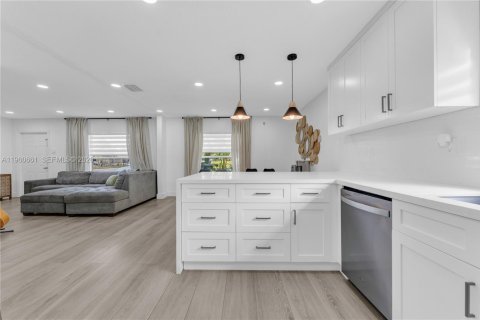 Villa ou maison à vendre à Homestead, Floride: 4 chambres, 136.57 m2 № 2024893 - photo 7