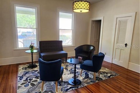 Immobilier commercial à louer à Inverness, Floride: 140.47 m2 № 2105290 - photo 4