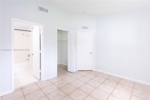 Condo in Homestead, Florida, 2 bedrooms  № 2087174 - photo 11
