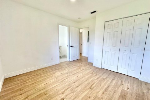 Casa en alquiler en Edgewater, Florida, 3 dormitorios, 159.42 m2 № 1880992 - foto 13