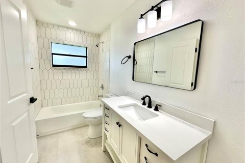 Casa en alquiler en Edgewater, Florida, 3 dormitorios, 159.42 m2 № 1880992 - foto 15