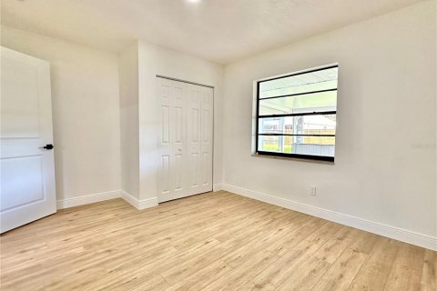 Casa en alquiler en Edgewater, Florida, 3 dormitorios, 159.42 m2 № 1880992 - foto 9