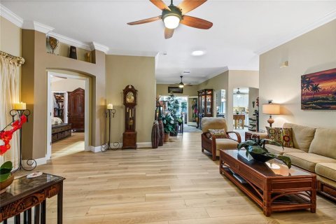 Casa en venta en The Villages, Florida, 3 dormitorios, 212.37 m2 № 2386581 - foto 22