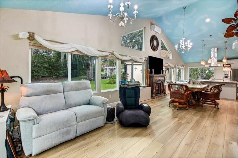 Casa en venta en The Villages, Florida, 3 dormitorios, 212.37 m2 № 2386581 - foto 25