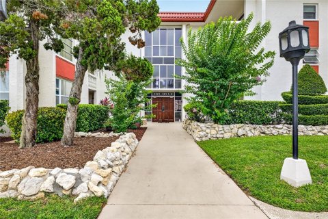 Condo à Clearwater, Floride, 2 chambres  № 2330101