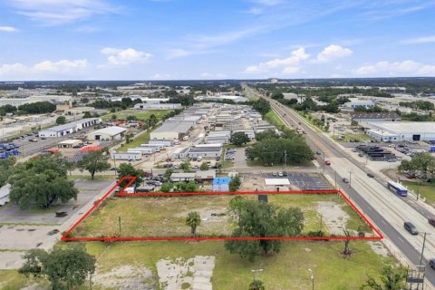 Immobilier commercial à Tampa, Floride № 2322495